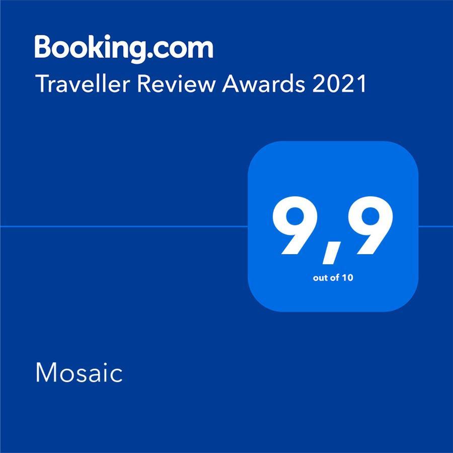 Mosaic Apartment Risan Luaran gambar